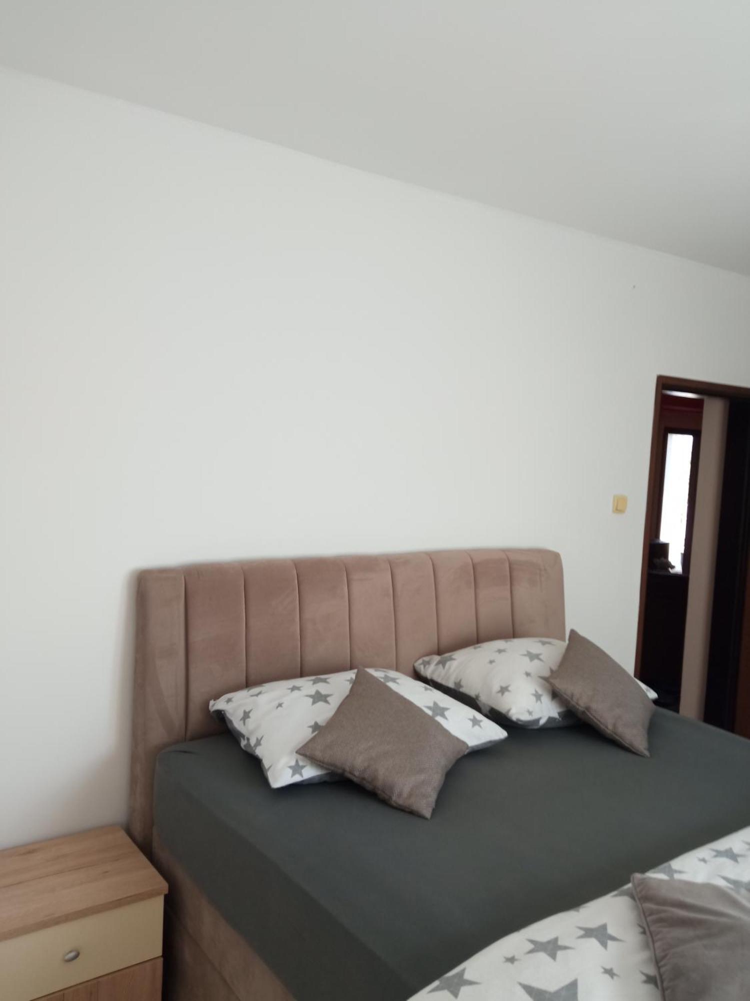 Apartman Kacic Sveti Ivan Dobrinjski Exterior foto